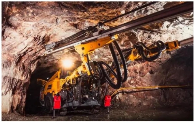 案例分享 | 螺旋式擺動油缸在重負載應用中的優(yōu)勢